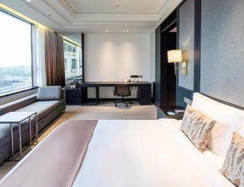 Crowne Plaza Shanghai Anting-20 Minutes drive to National Exhibition and Convention Center & 15 Minutes drive to F1 3