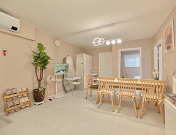 Cozy Private House near Gyeongbokgung Entire Home , StayOgoo 4