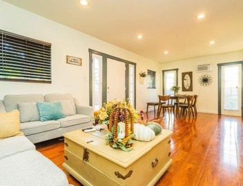 Newly Remodeled 3B2B House 3