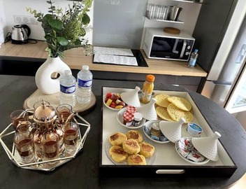 WonderSuite appartement - centre ville avec parking couvert -15mn de Paris et 10 mn de Stade de France, wifi, Netflix 2