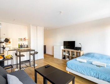 GuestReady - Nice cosy studio with a balcony 3