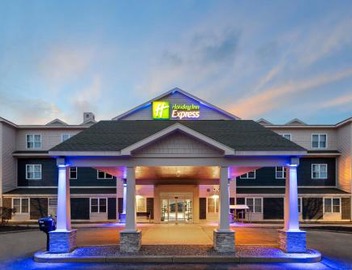 Holiday Inn Express Hotel & Suites Freeport by IHG 5
