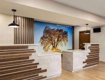 La Quinta by Wyndham Santa Clarita - Valencia 3