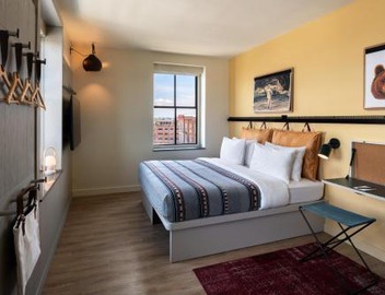 Moxy Springfield Downtown 4