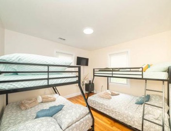 Tranquil 3BR Boston Apt w Balcony, Parking, Bathtub near Franklin Park Zoo 303 5