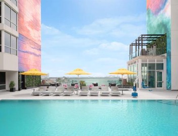 SpringHill Suites by Marriott Clearwater Beach 4