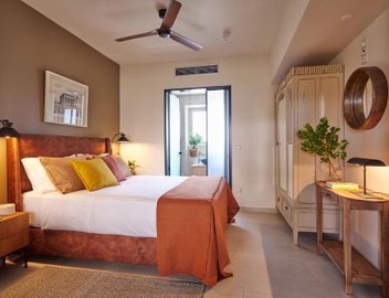 Rastoni Acropolis Uniquely Located Stylish Apartments 3