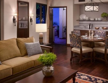 Plaza la Reina 2