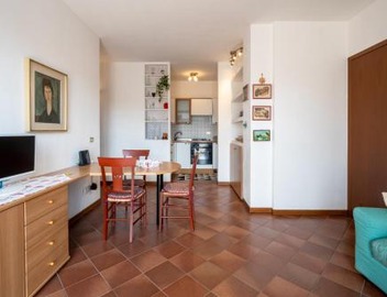 Appartamento con garage vicino al centro 5