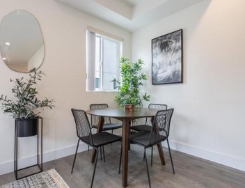 Stylish DTLA Home With Views 4
