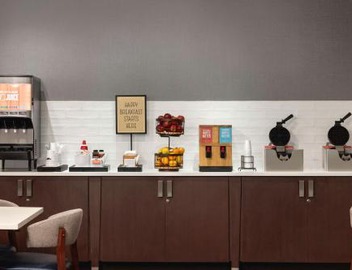 Hampton Inn by Hilton Boston/Cambridge 5