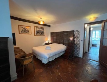 Typical Marais 3 bedroom - Beaubourg 2