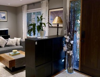 Airport-YVR GuestHouse 2