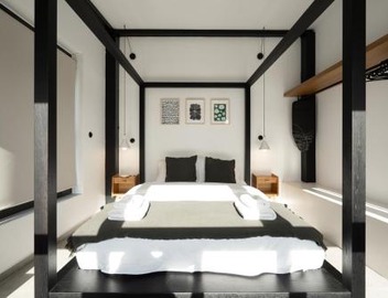 Three-Apartment Building with Rooftop access - Acropolis View 5