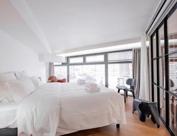 Modern loft - close to Eiffel Tower 2