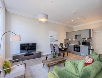 Dragon Suites - Edinburgh City Centre 2 Bed Apartment 2