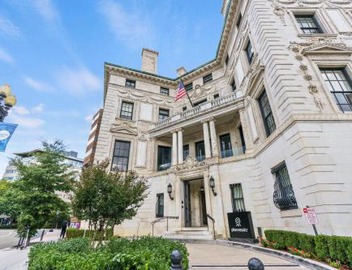 Placemakr Dupont Circle 5