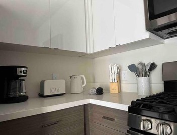 Serene King Bed Condo, MDR 3