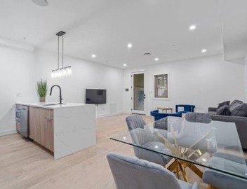 Capitol View1 Charming Oasis in DC near Metro with Fenced Backyard Free Parking and WIFI 5