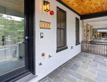 Capitol View1 Charming Oasis in DC near Metro with Fenced Backyard Free Parking and WIFI 2