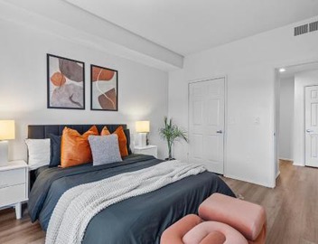 Luxury 2BDR with Parking & Pool - Marina del Rey 3