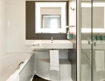B&B HOTEL Paris Grand Roissy CDG Aéroport 4 étoiles 2