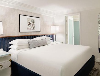Le Parc at Melrose 2
