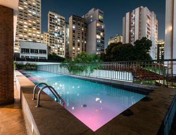 7 Aptos Premium Decorados 2 Qtos Suíte e 1 Qto Vista Panorâmica Varanda Piscina Academia Garagem WiFi Perto do Metrô SP 2