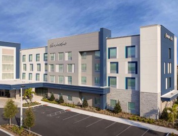Hampton Inn Orlando Southeast Nona 5