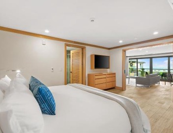 SA Beach by Stay Awhile Villas 4