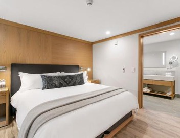 SA Beach by Stay Awhile Villas 5