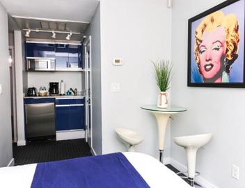 Cozy Newbury Street Studio, #5 4