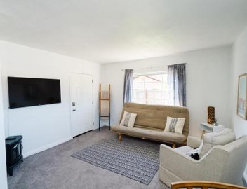 Solvang Bungalow A 2