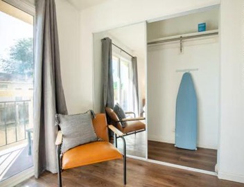 New Renovated Spacious 3 bedroom near DT Alhambra 3