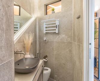 Industrial Design Luxury Studio in NoLo District 5