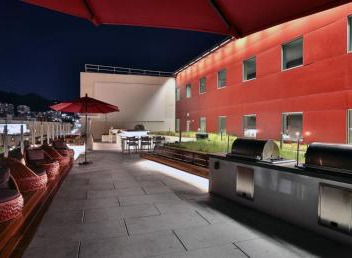 Beautiful Studio in West Hollywood 5