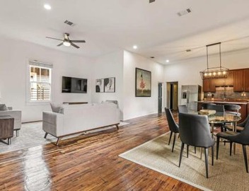 5Bed StreetCar Retreat w Outdoor Entertaining 3