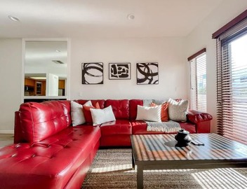 *WEHO/Beverly Hills* Luxury 2BD/2.5BA + Balconies 4