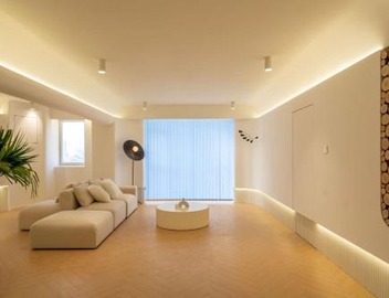 Moment Home - Bund River View Near Yu Garden subway,3bedrooms 2bathrooms 1bathtube with elevator apart ment 2