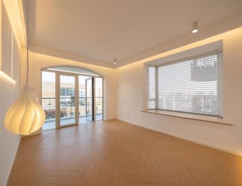 Moment Home - Bund River View Near Yu Garden subway,3bedrooms 2bathrooms 1bathtube with elevator apart ment 3