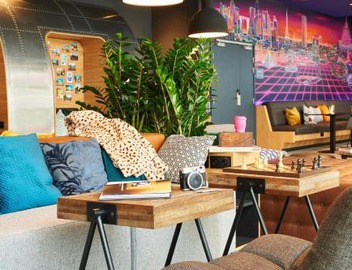 Moxy Paris Charles de Gaulle Airport 5