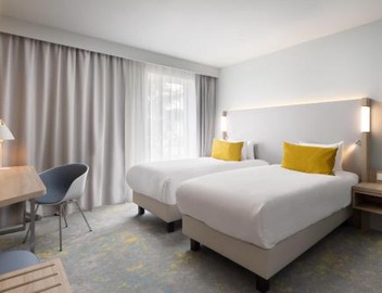 Courtyard by Marriott Paris Charles de Gaulle Central Airport 3