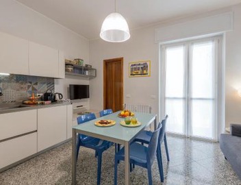 Bnbutler - Stromboli, 22 - Urban retreat for 6 with balcony 2