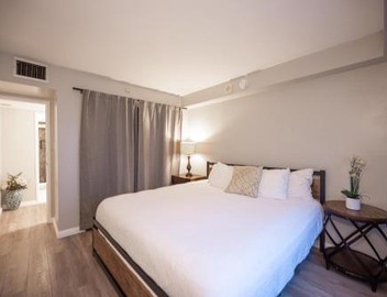 Stay Together Suites - Spacious Condominium On The Strip Sleeps 12 - NO RESORT FEE 4