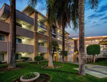 La Quinta by Wyndham Pomona 4