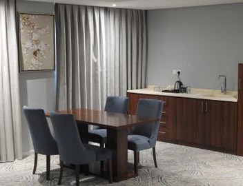 Level Nine Hotel 4