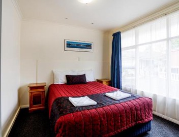 Graham Apartments 3