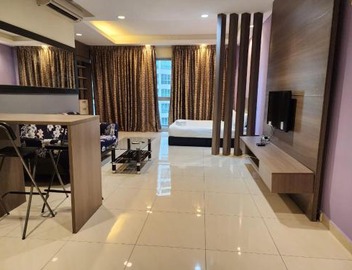 Regalia Suites KL Infinity Pool by MygeHomes 2