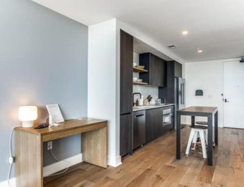 2 BR Lux Panoramic View - Rainey 3