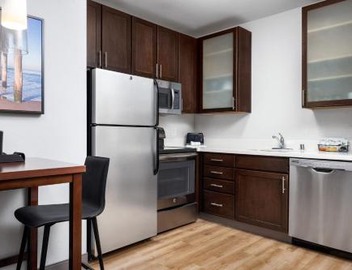 Residence Inn by Marriott Los Angeles Redondo Beach 5